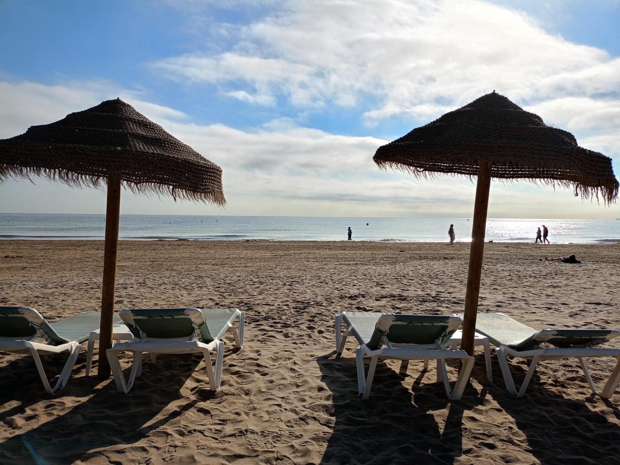 ולנסיה Apartamento Dos Habitaciones Primera Linea De Playa מראה חיצוני תמונה